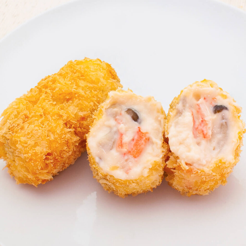 自慢のカニクリームコロッケ